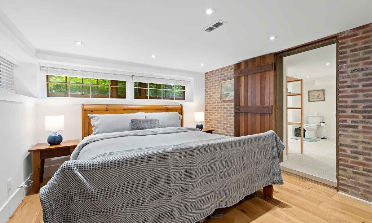 Photo of Bedroom in Burlington