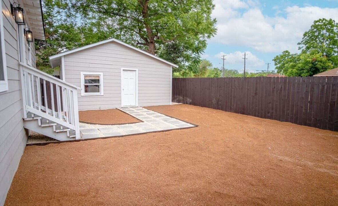 Photo of Outdoor in Near East Side