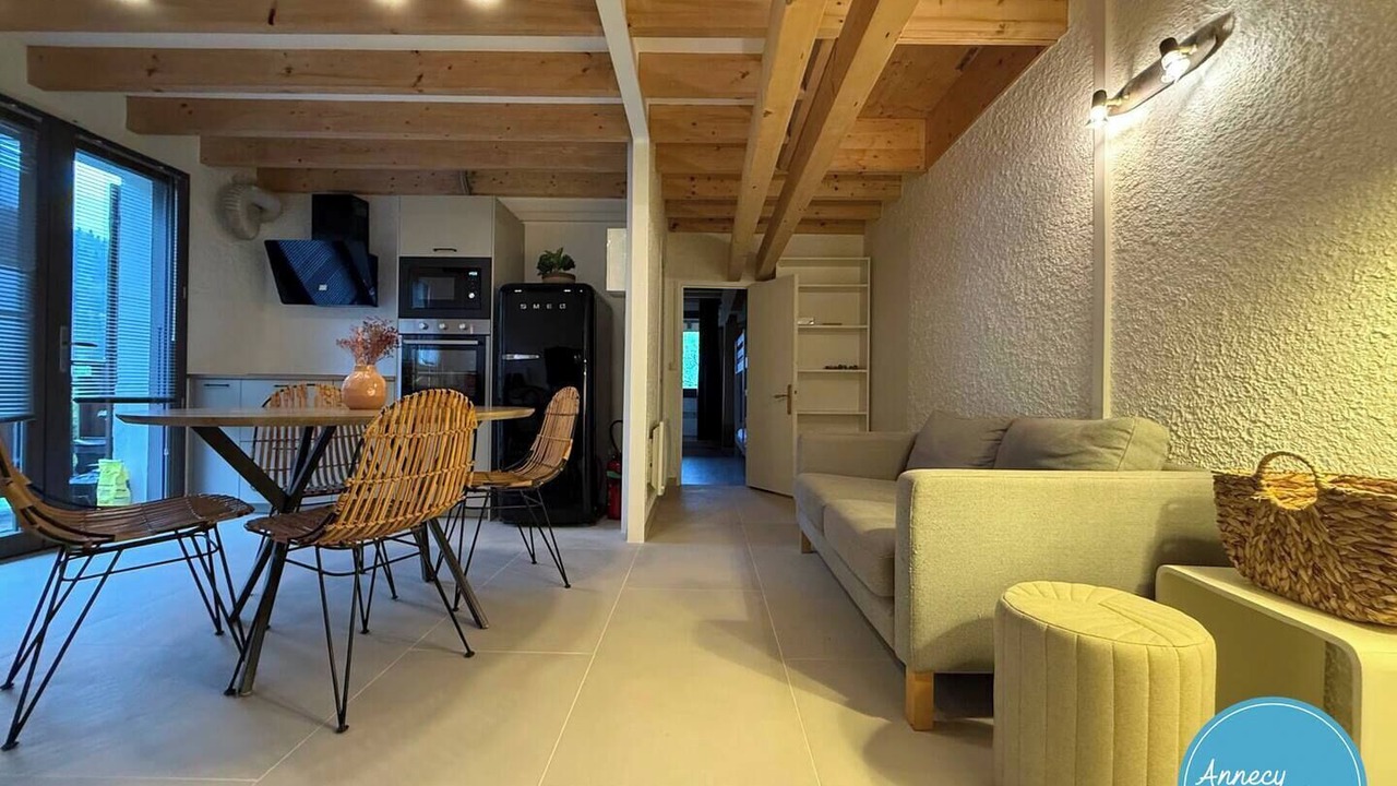 Photo of Livingroom in Talloires-Montmin