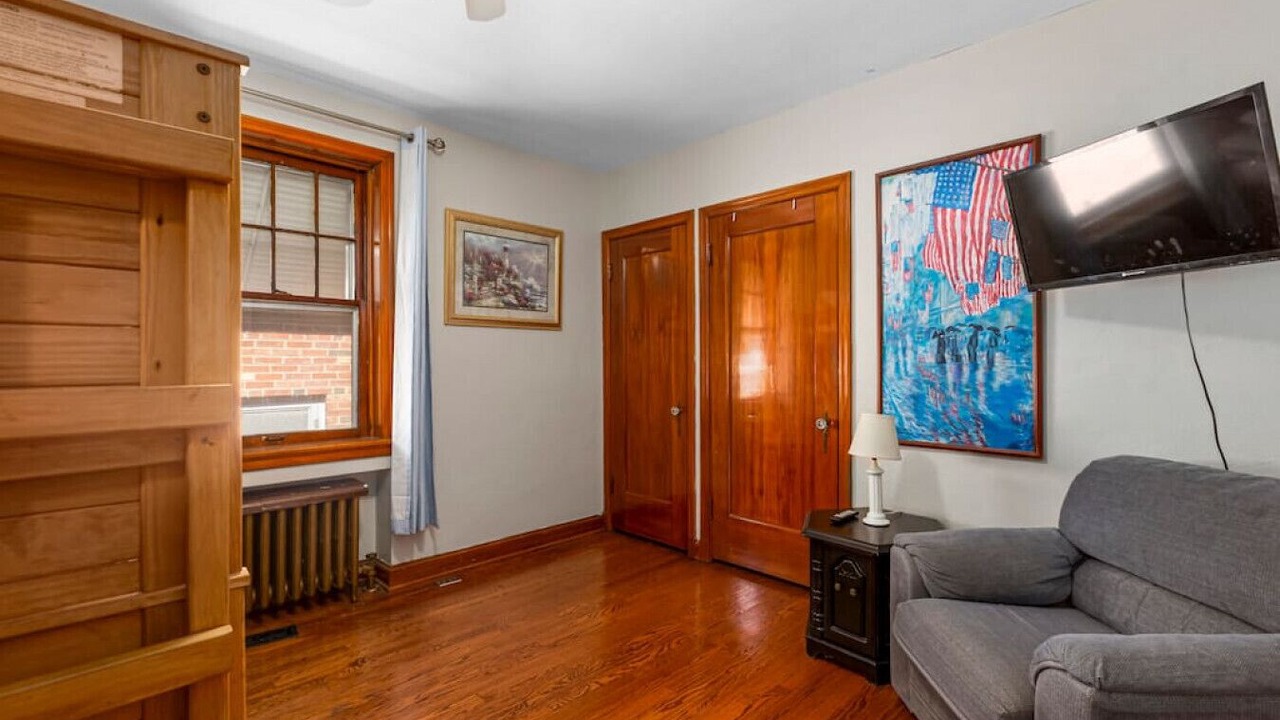 Photo of Livingroom in The Hill