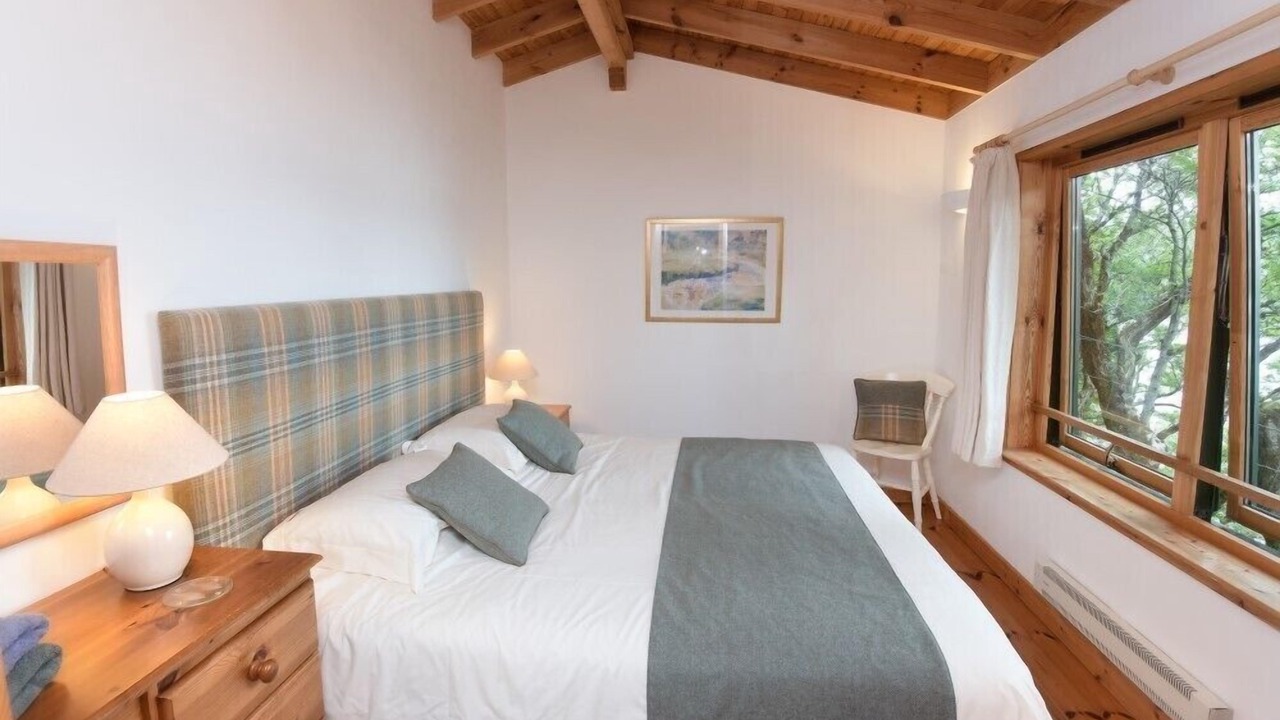Photo of Bedroom in Diabaig