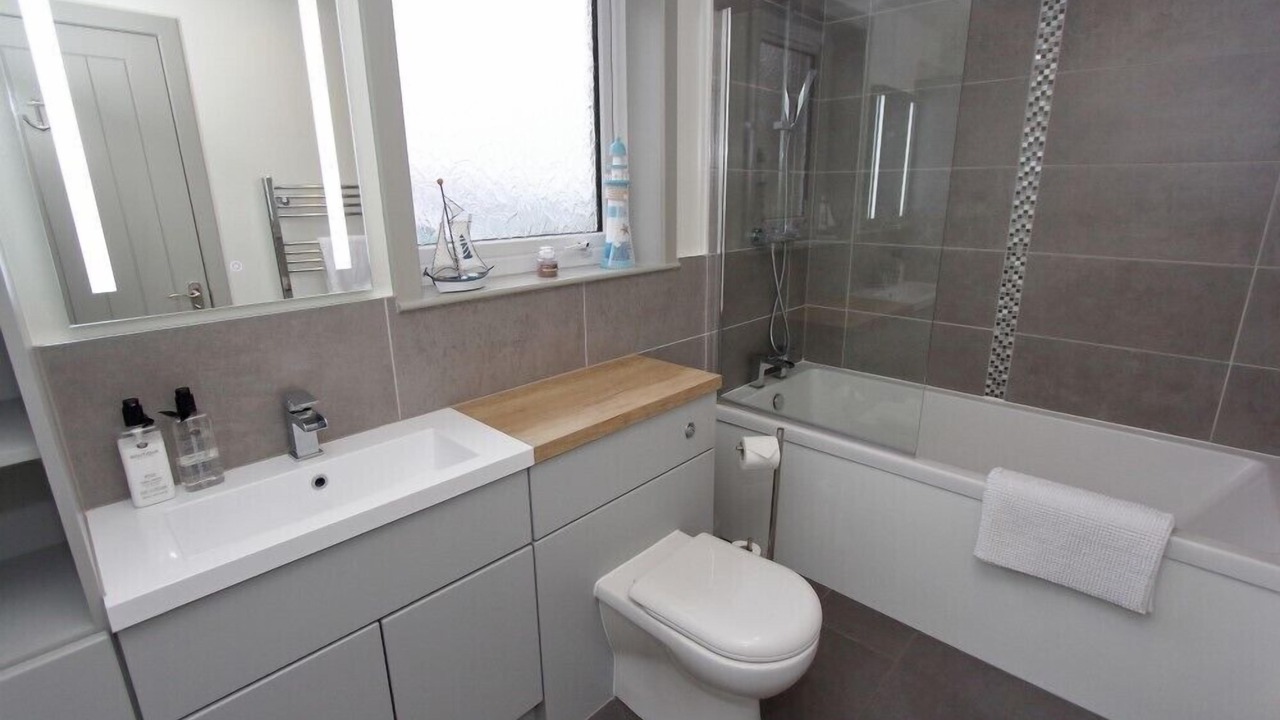 Photo of Bathroom in Harris