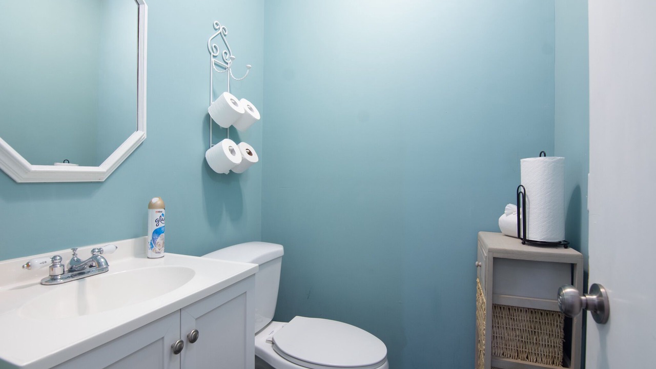 Photo of Bathroom in Pointblank