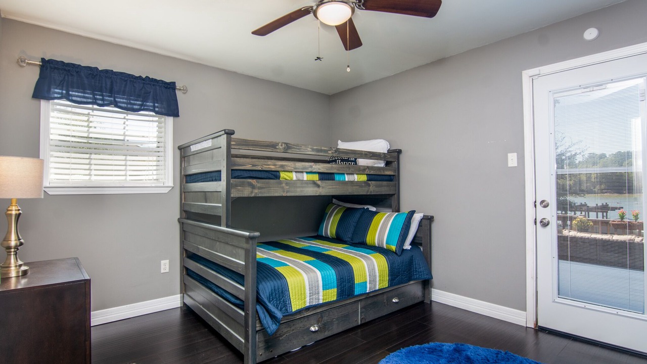 Photo of Bedroom in Pointblank