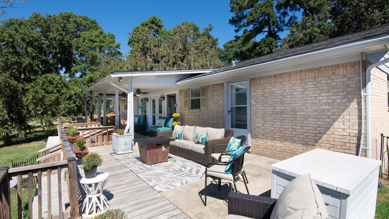 Photo of Patio Balcony in Pointblank