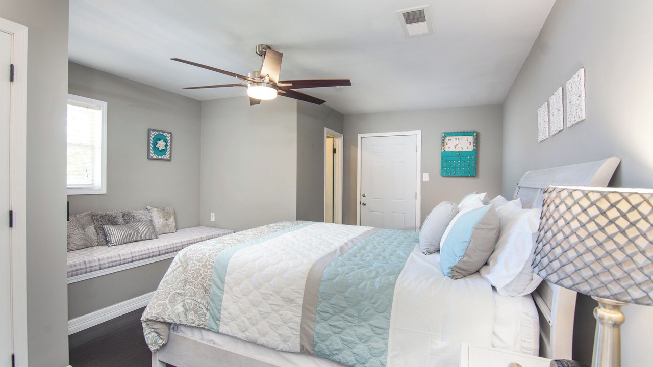 Photo of Bedroom in Pointblank