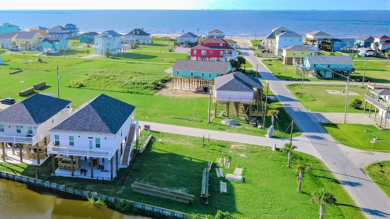 Photo of Others in Crystal Beach