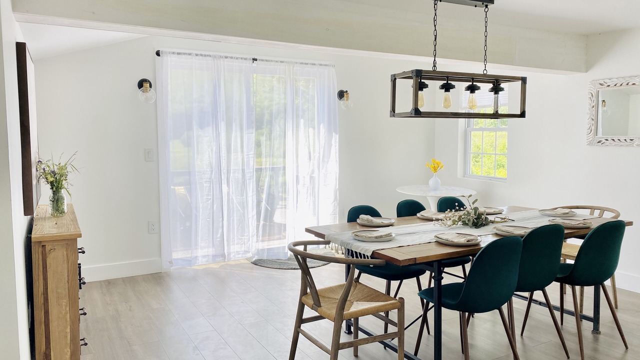 Photo of Livingroom in Windham