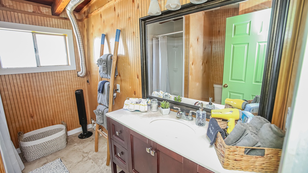 Photo of Bathroom in Surfside Beach