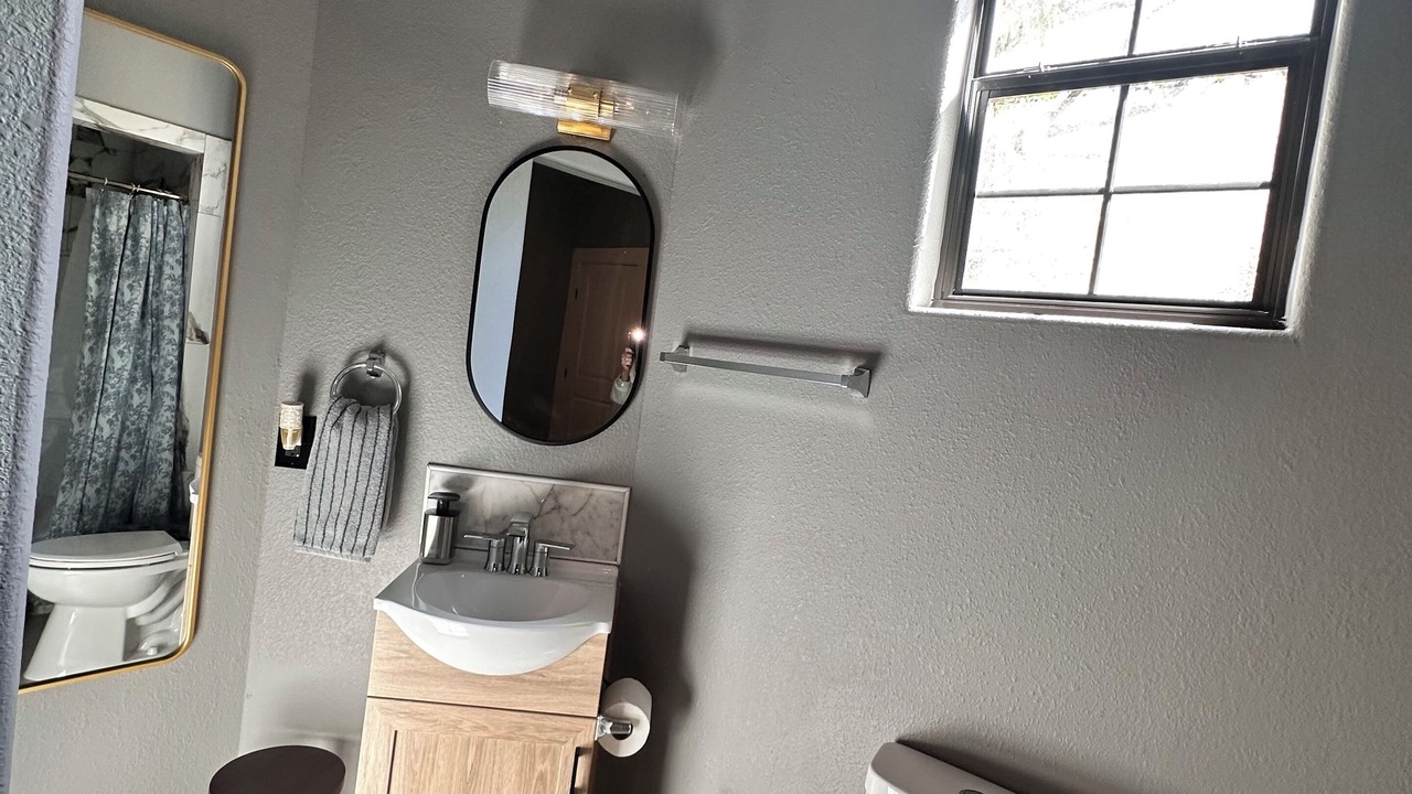 Photo of Bathroom in Helotes
