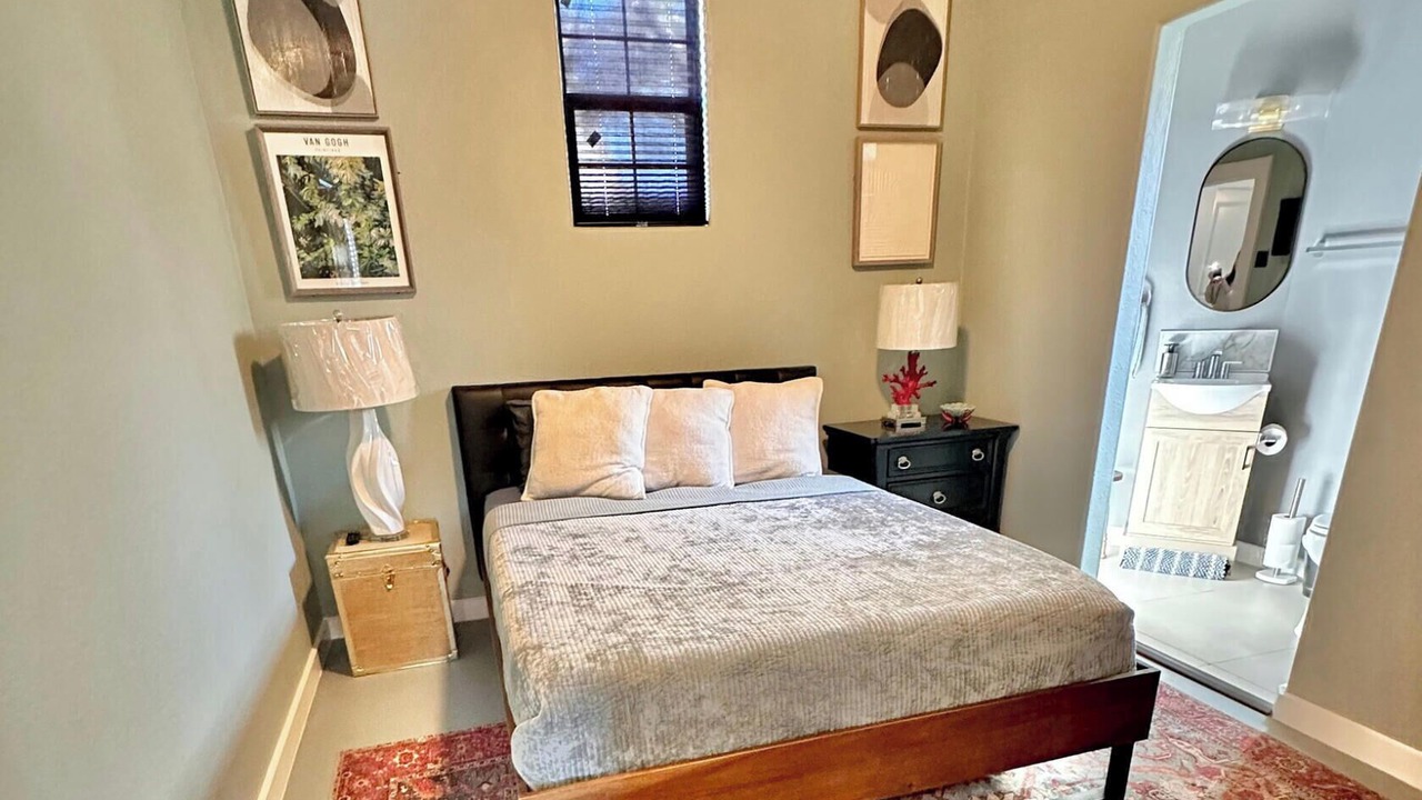 Photo of Bedroom in Helotes