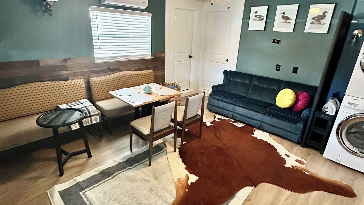 Photo of Livingroom in Helotes