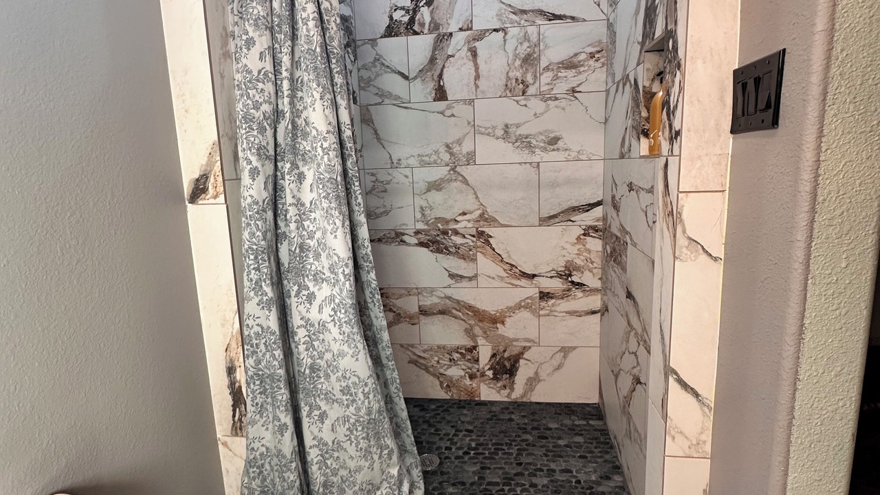 Photo of Bathroom in Helotes