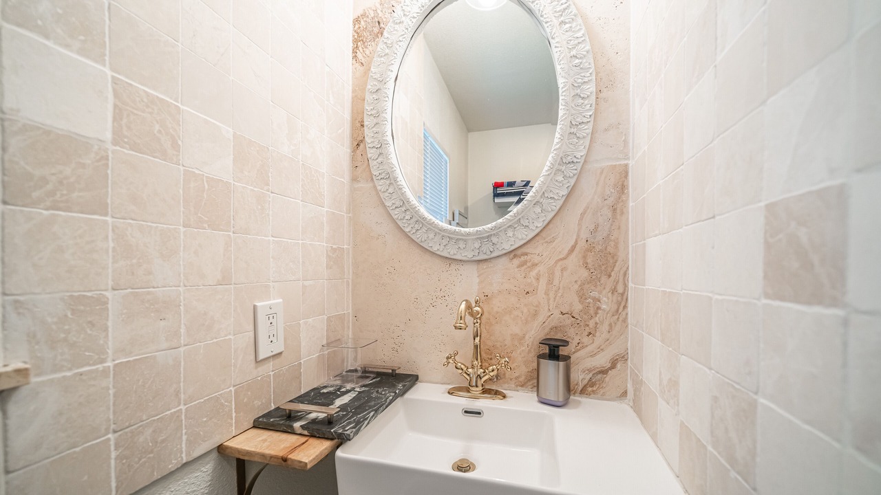 Photo of Bathroom in Helotes