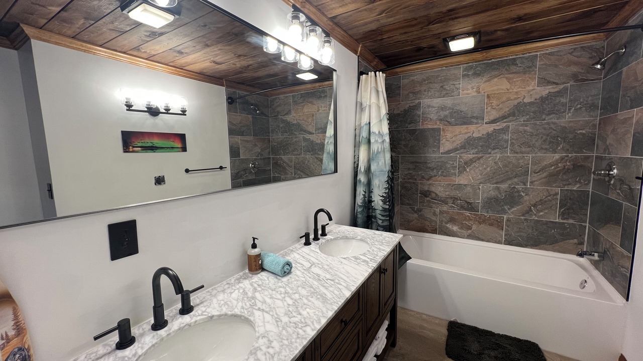 Photo of Bathroom in Town of Webb