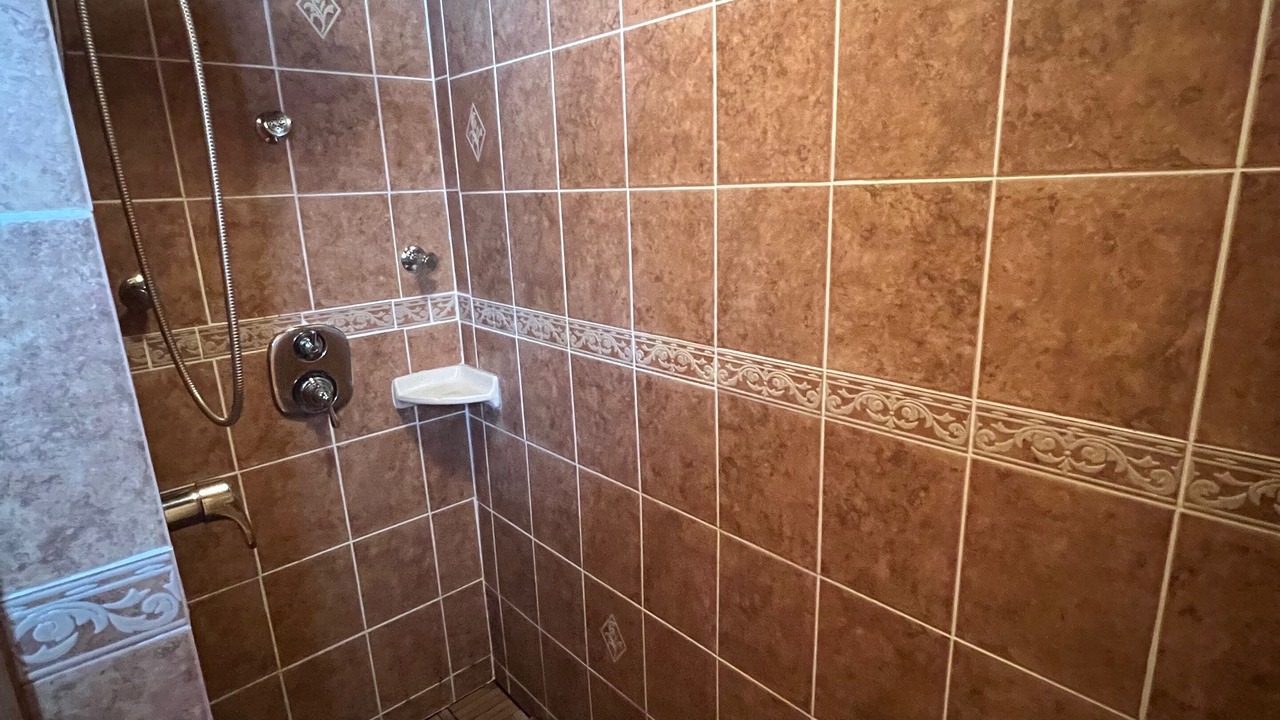 Photo of Bathroom in Town of Webb