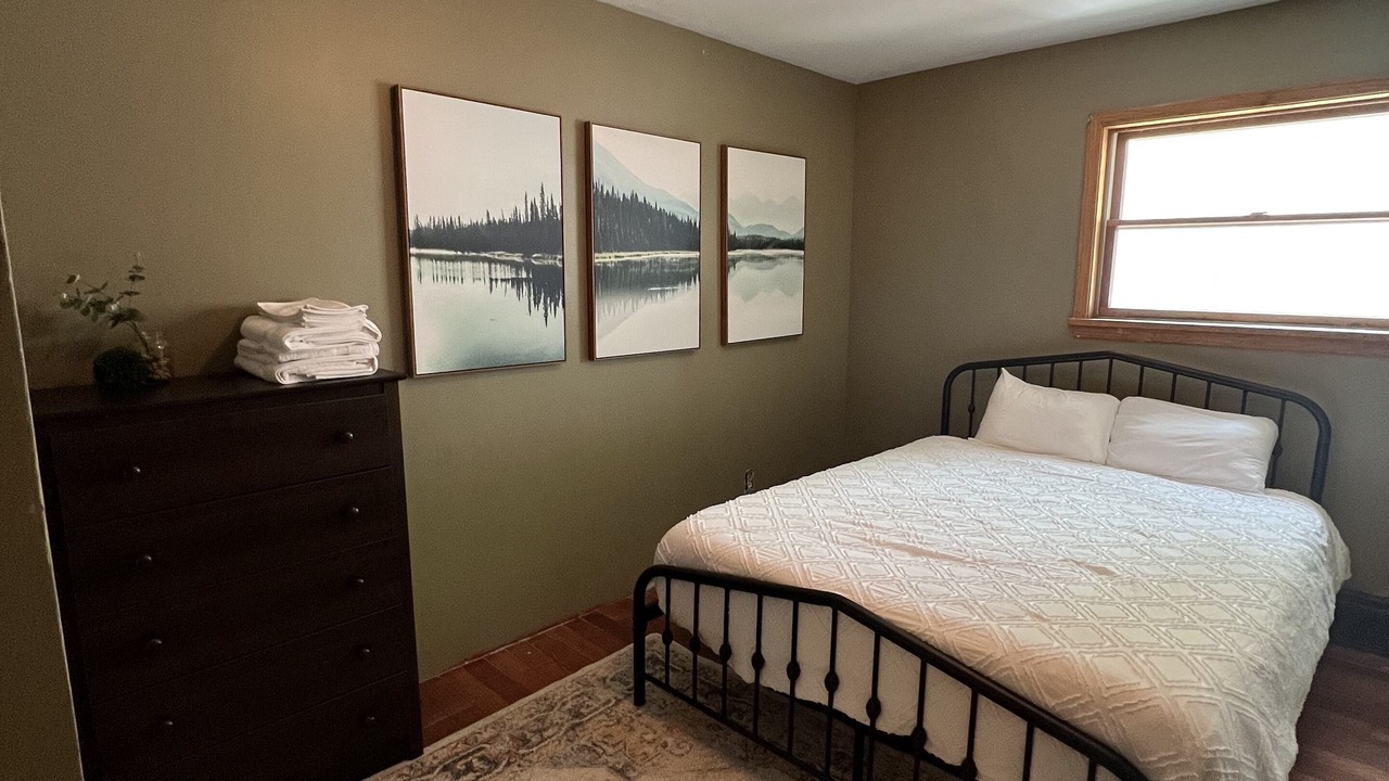 Photo of Bedroom in Town of Webb