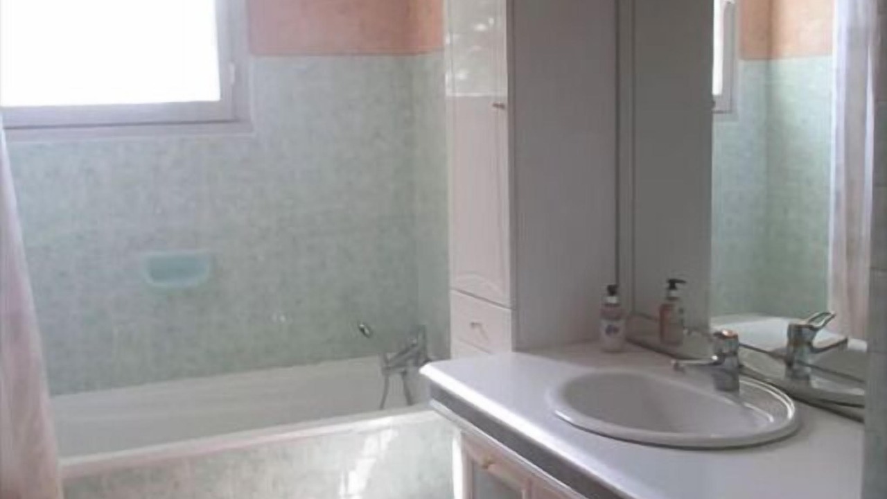 Photo of Bathroom in Charnay-les-Macon