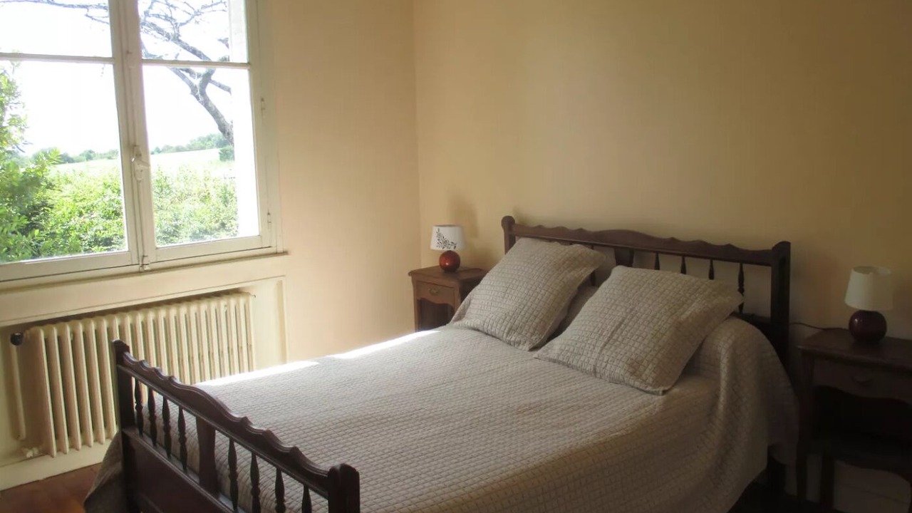 Photo of Bedroom in Charnay-les-Macon
