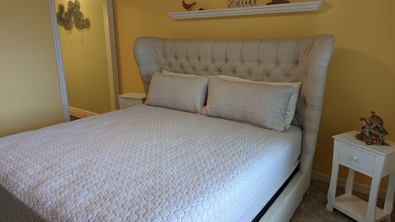 Photo of Bedroom in Saugatuck