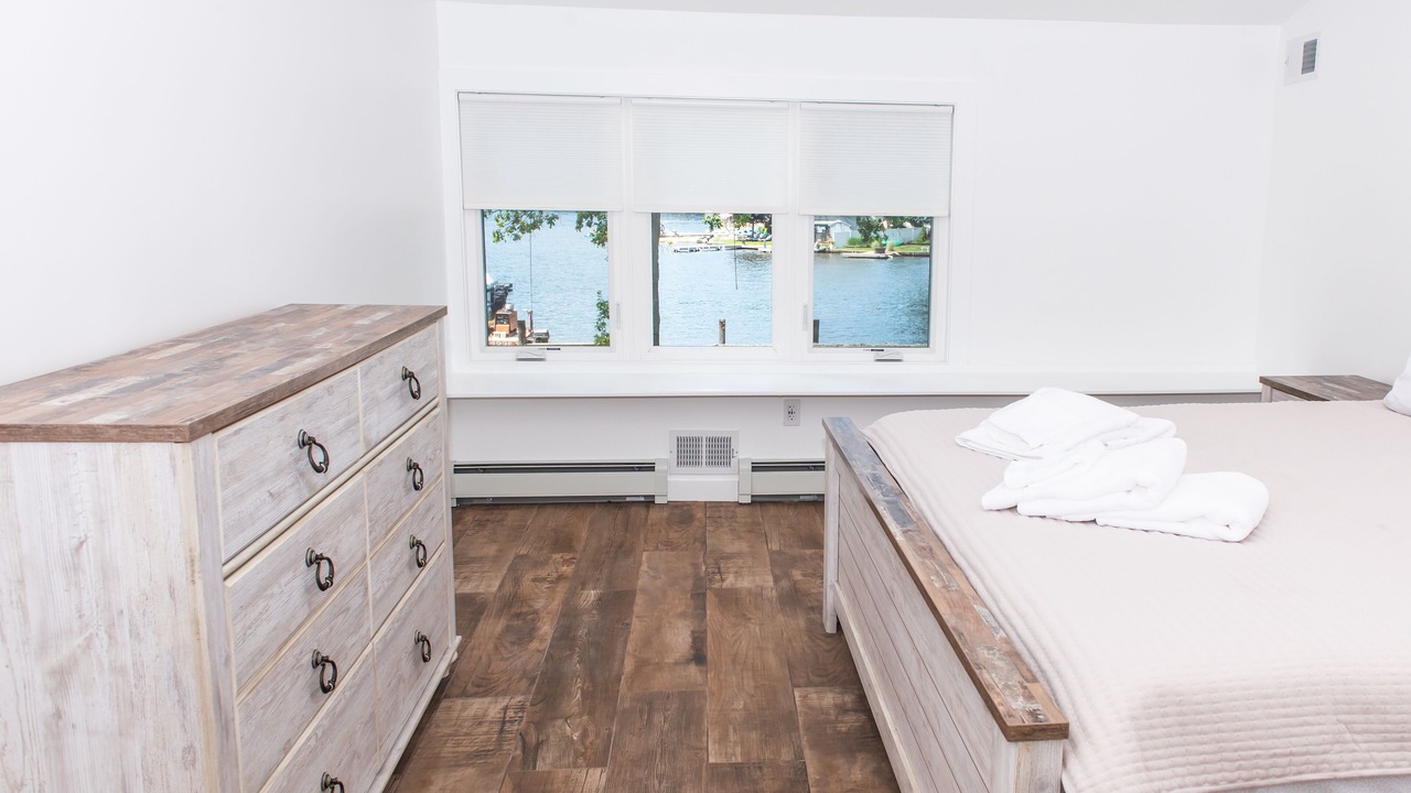 Photo of Bedroom in Lake Hopatcong
