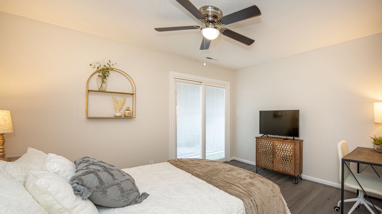 Photo of Bedroom in Virginia Beach