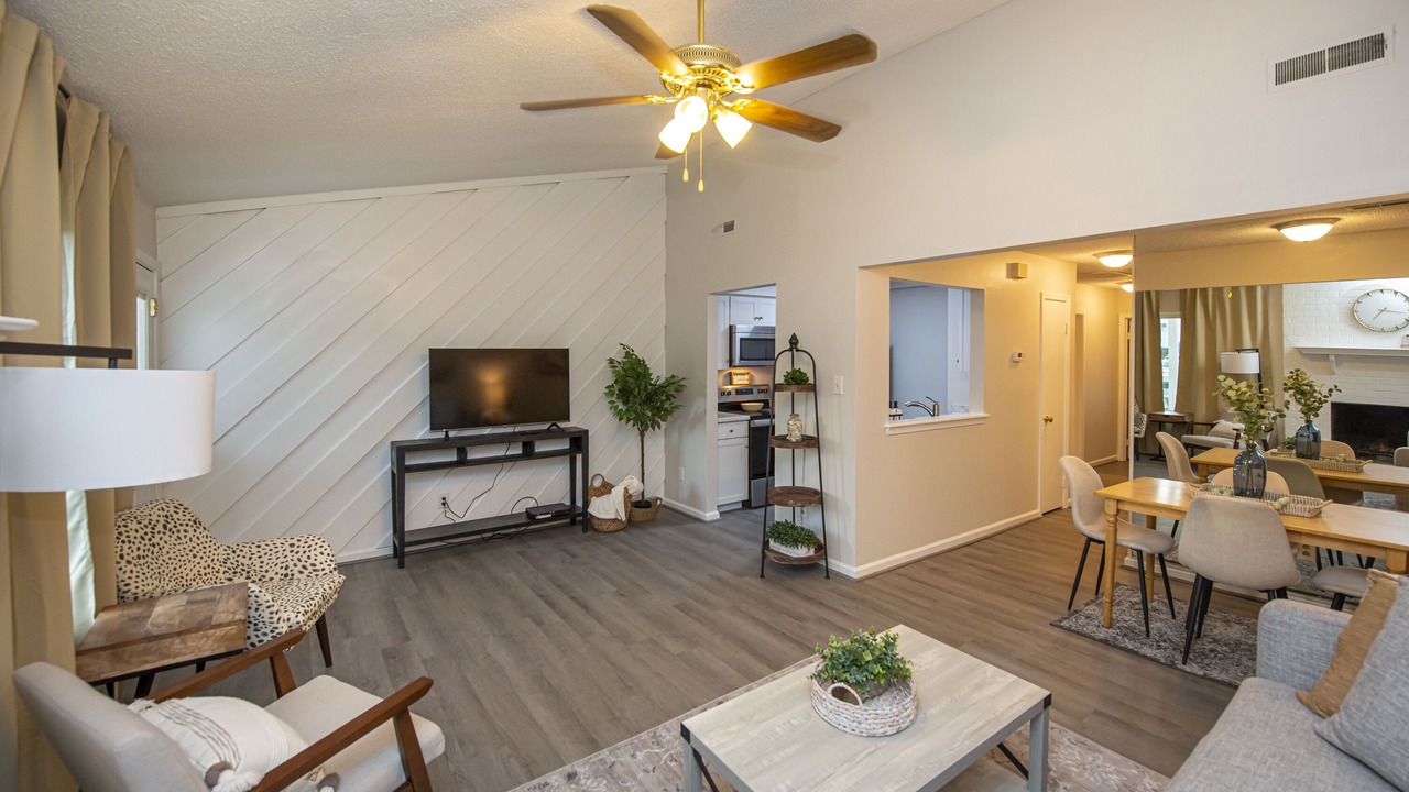 Photo of Livingroom in Virginia Beach
