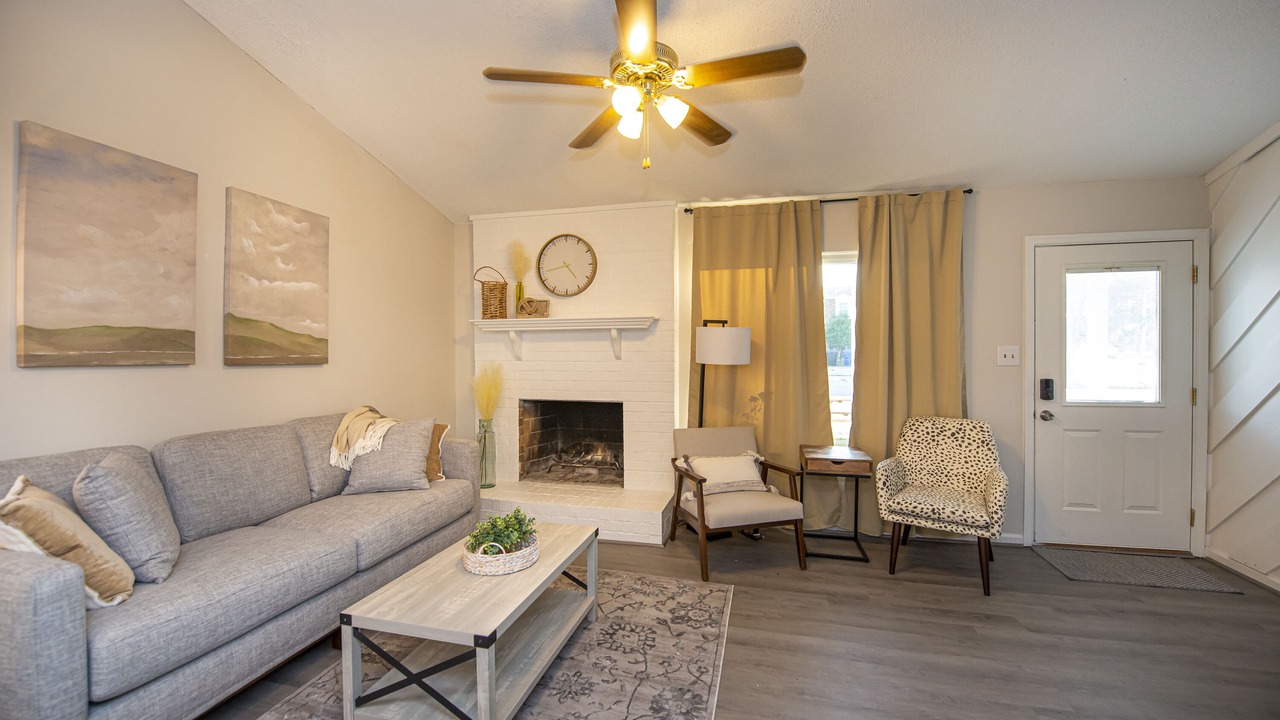 Photo of Livingroom in Virginia Beach