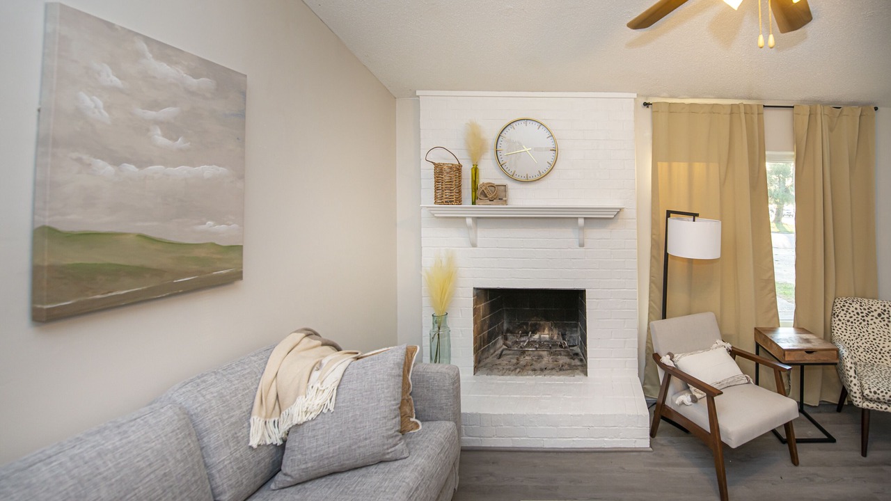 Photo of Livingroom in Virginia Beach