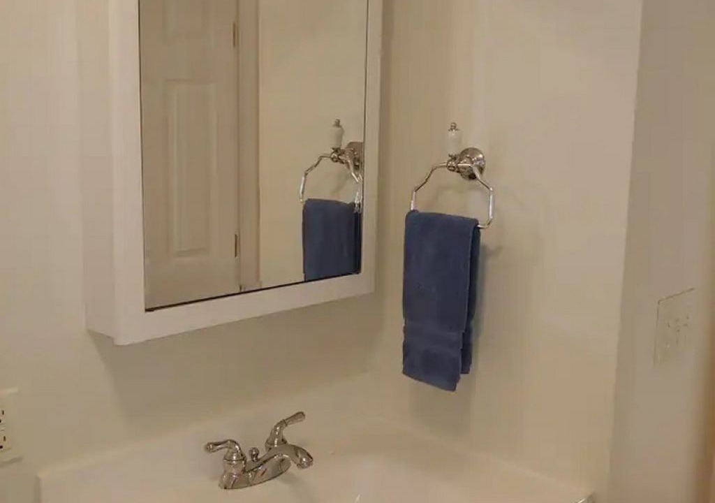 Photo of Bathroom in Clay