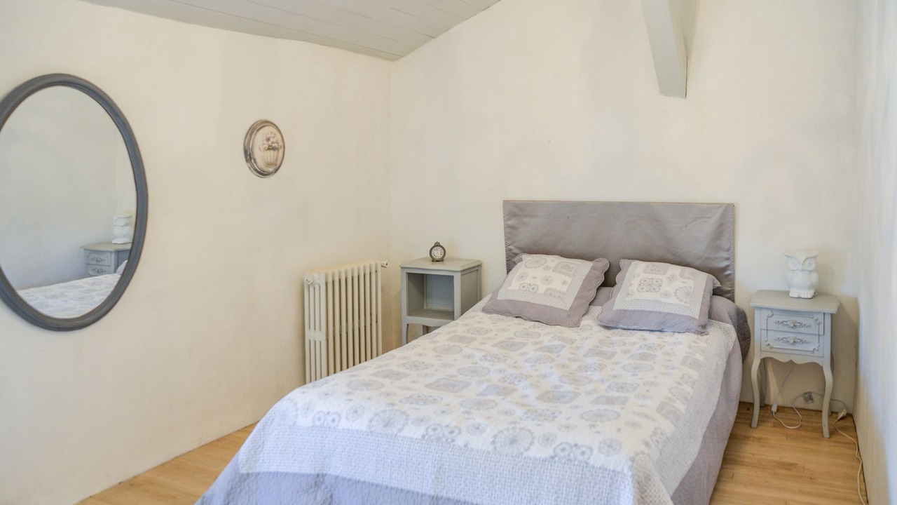 Photo of Bedroom in Moncrabeau
