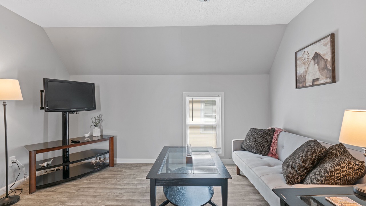 Photo of Livingroom in North Tonawanda