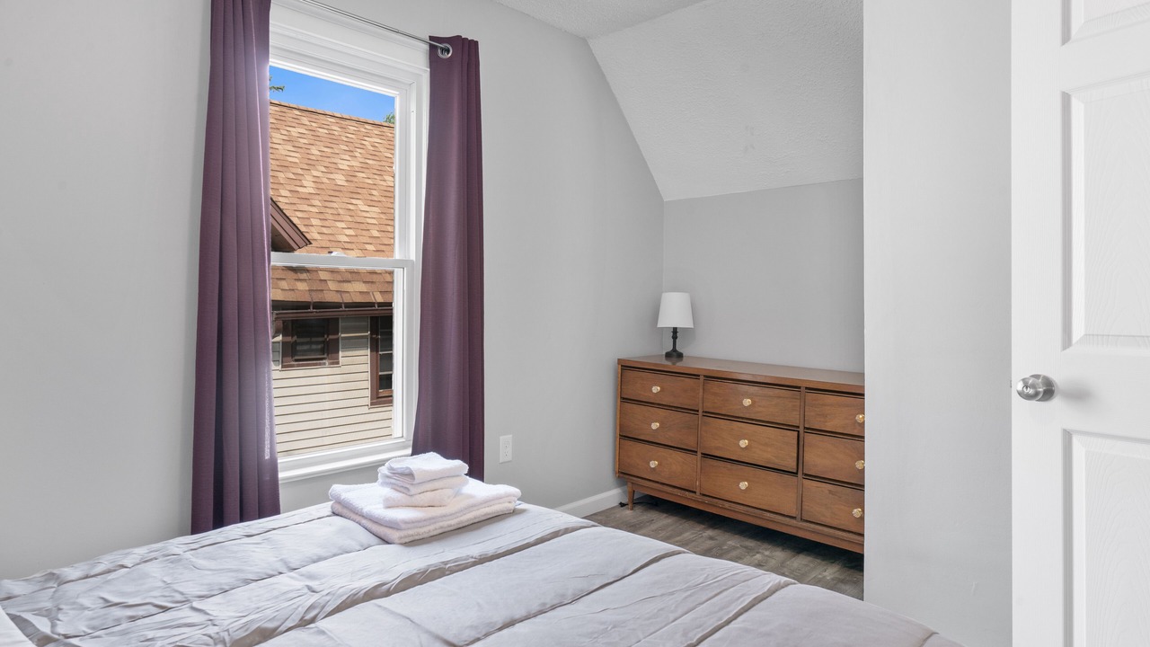 Photo of Bedroom in North Tonawanda