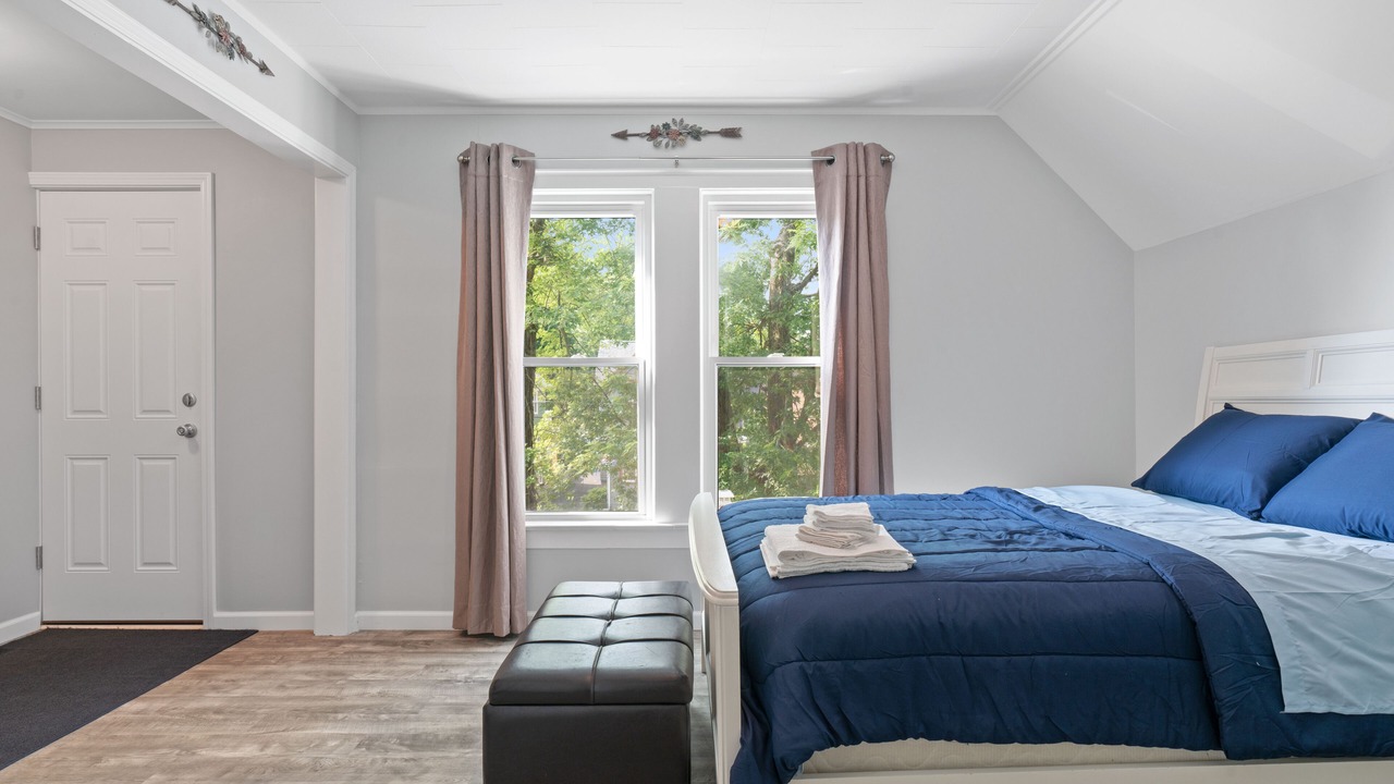 Photo of Bedroom in North Tonawanda