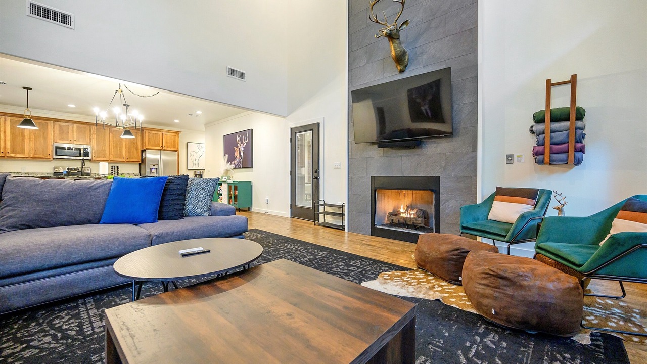 Photo of Livingroom in Broken Bow