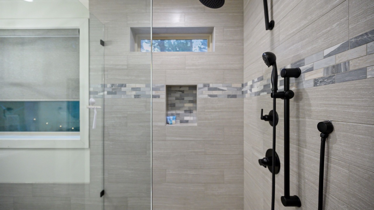 Photo of Bathroom in Broken Bow