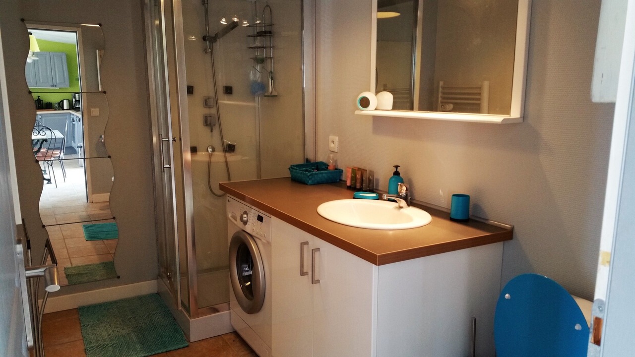 Photo of Bathroom in Tourbes