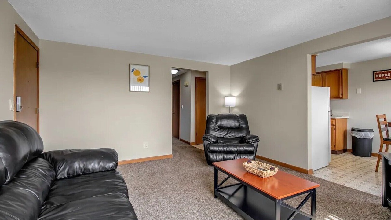 Photo of Livingroom in North Tonawanda