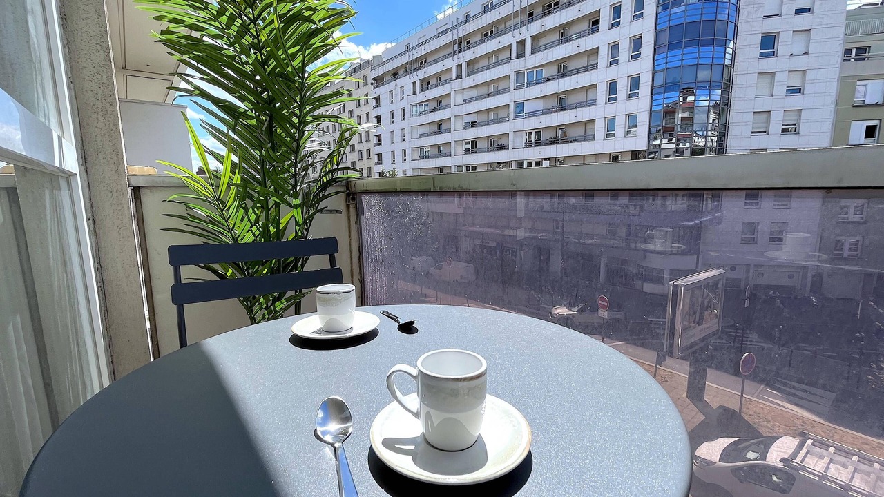 Photo of Outdoor in Republique–Point-du-Jour