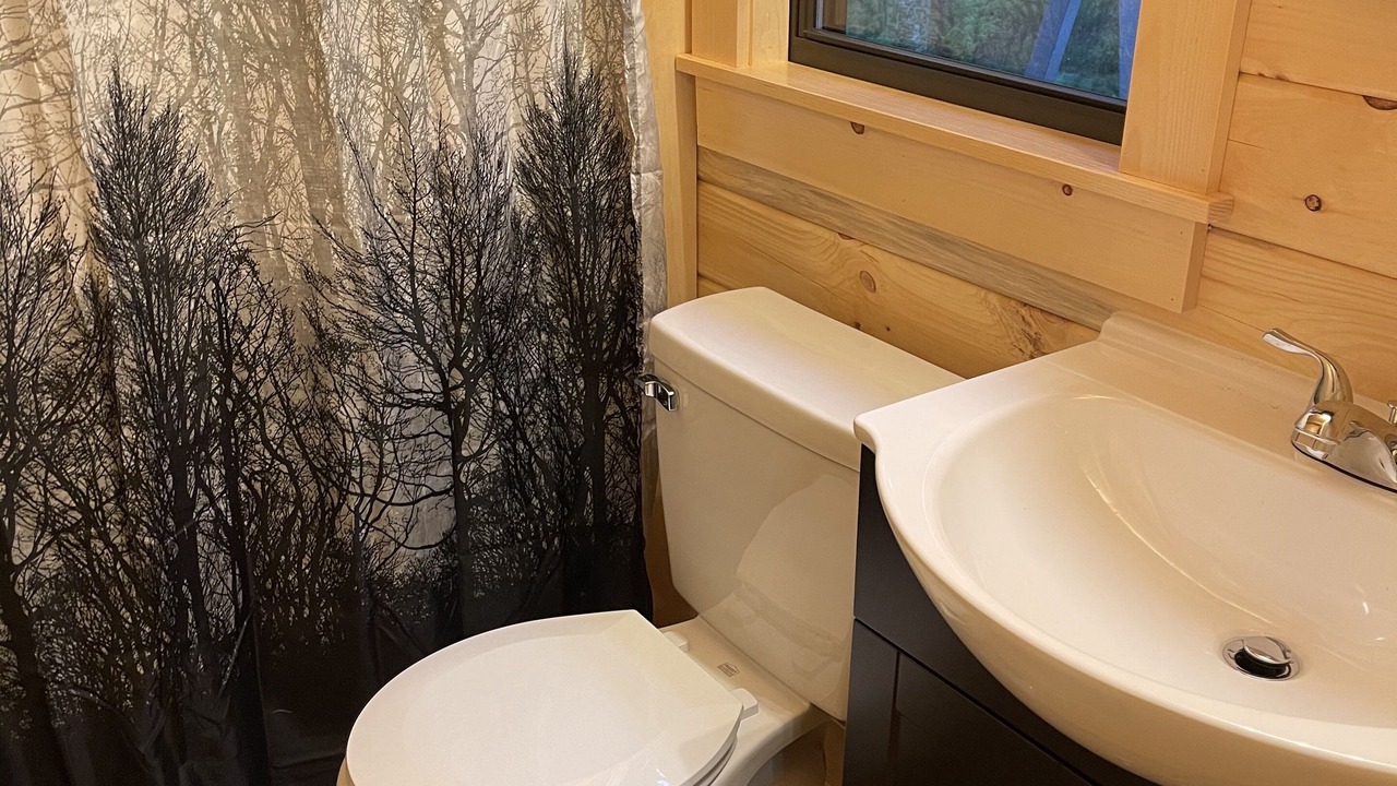 Photo of Bathroom in Benton