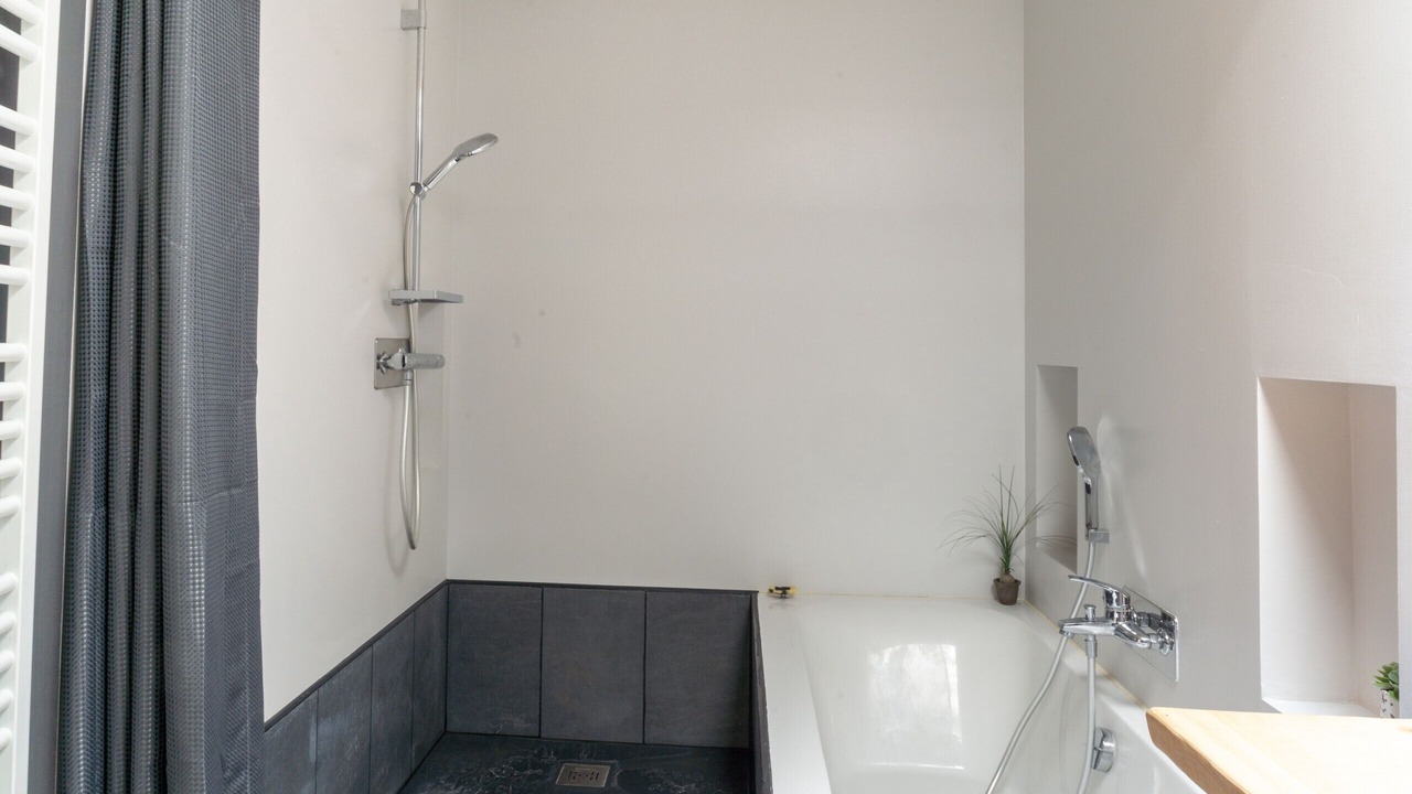 Photo of Bathroom in Saint-Donatien
