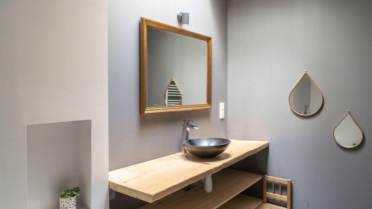 Photo of Bathroom in Saint-Donatien