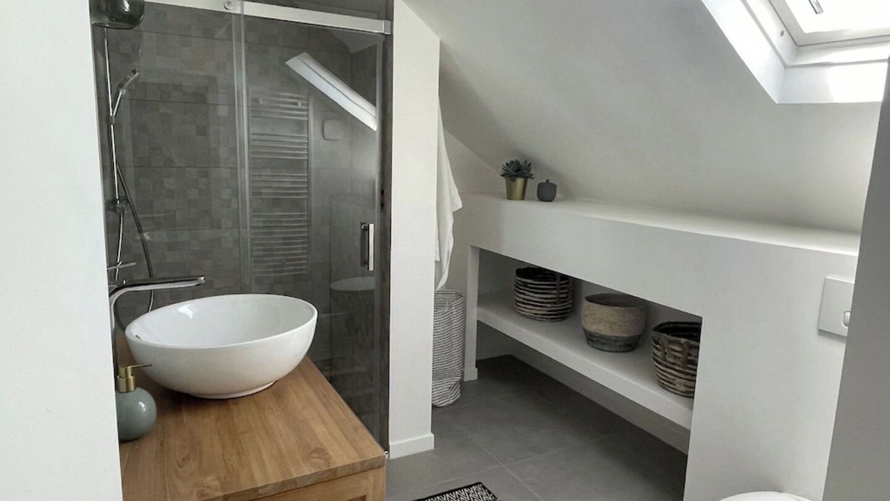 Photo of Bathroom in Gonneville-sur-Mer