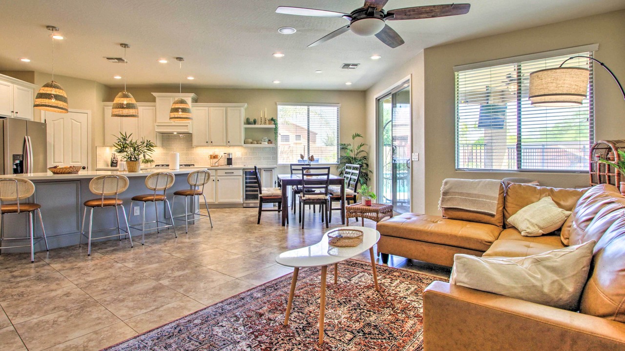 Photo of Livingroom in Canyon Trails