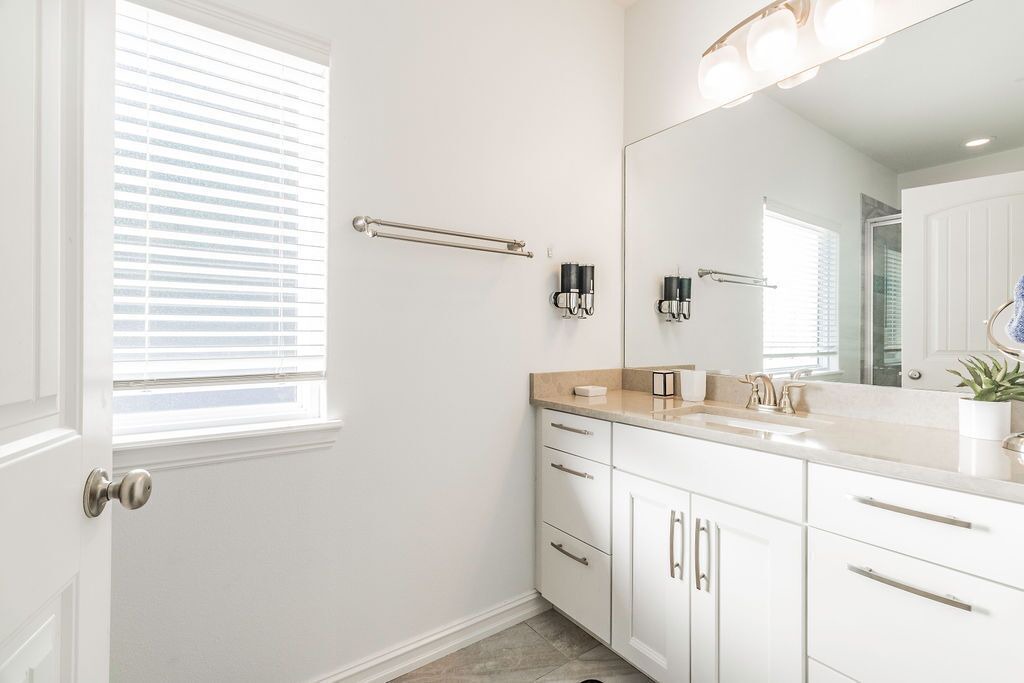 Photo of Bathroom in Lost Bridge Village