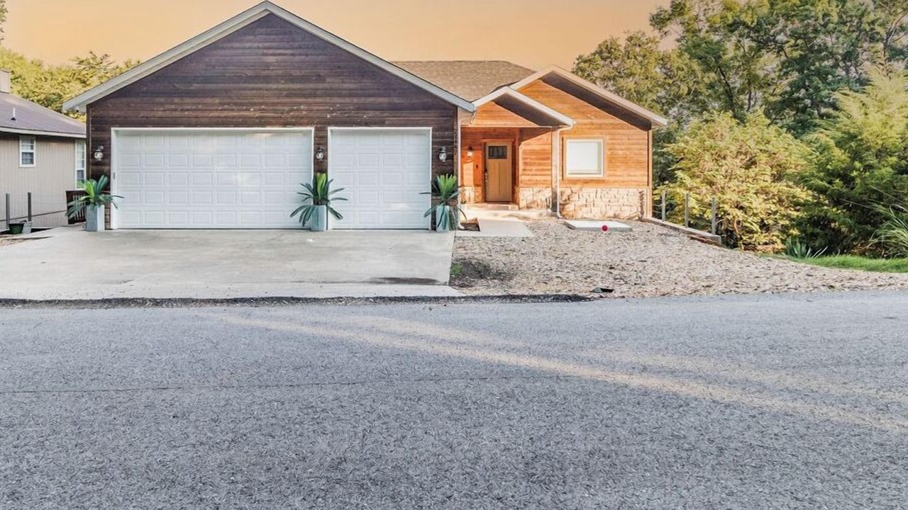 Photo of Outdoor in Lost Bridge Village