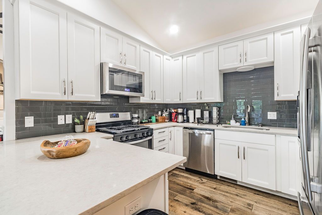 Photo of Kitchen in Lost Bridge Village