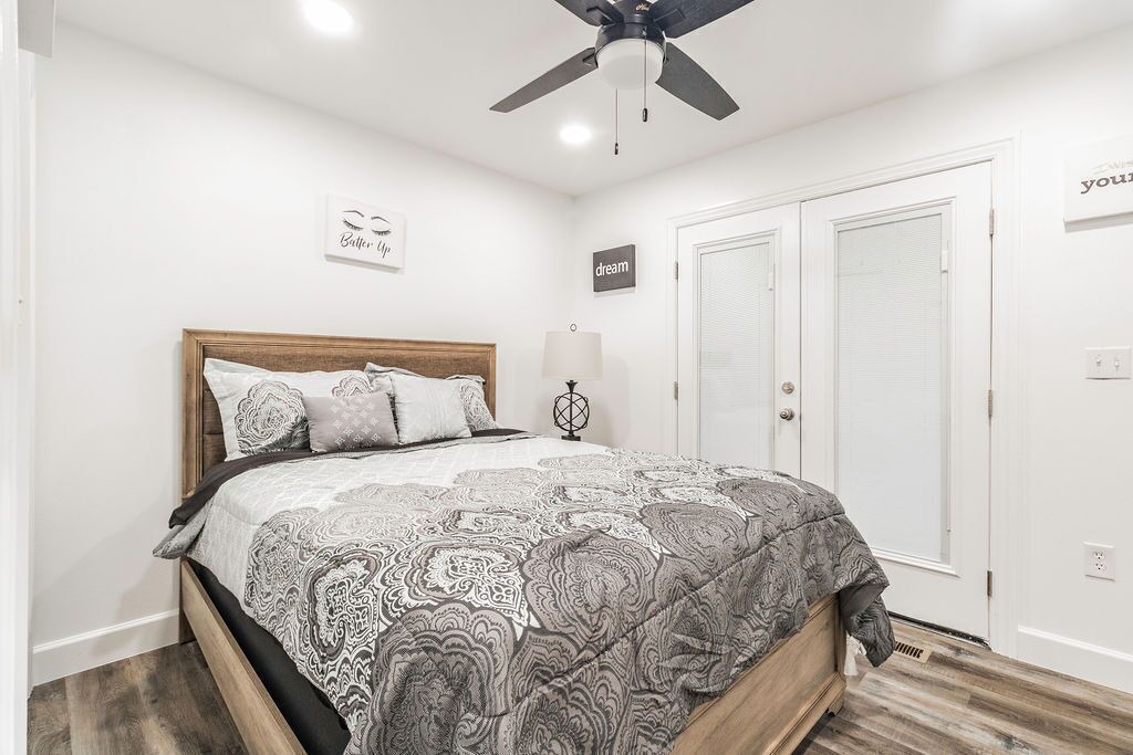 Photo of Bedroom in Lost Bridge Village