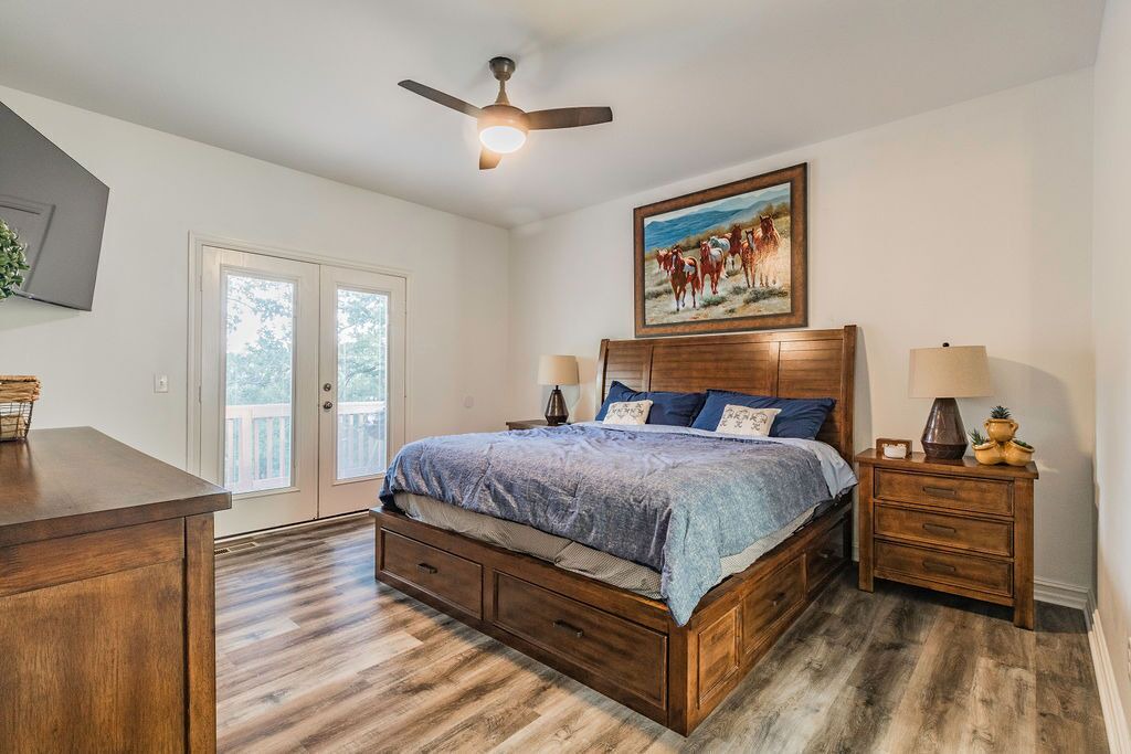 Photo of Bedroom in Lost Bridge Village