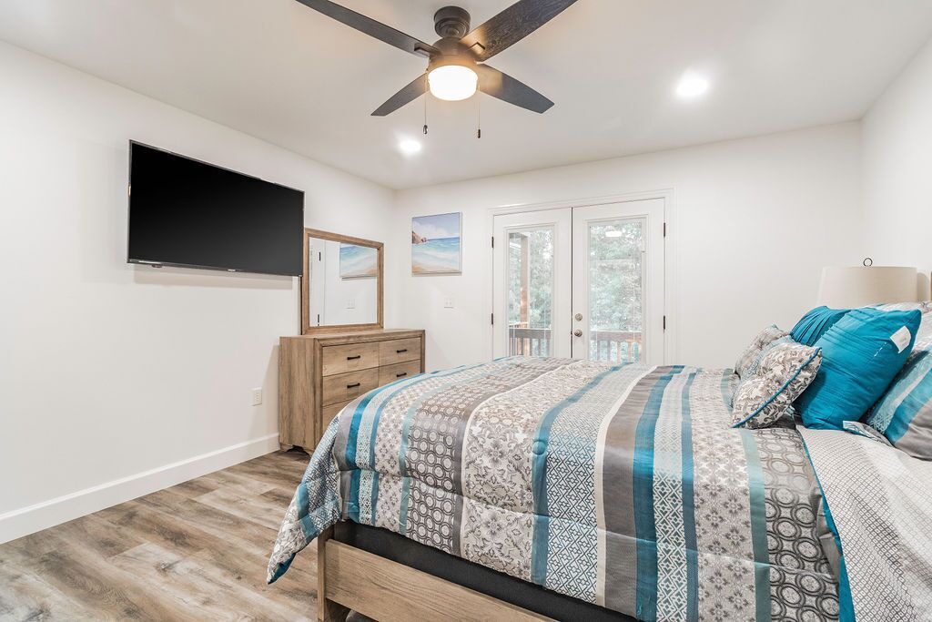 Photo of Bedroom in Lost Bridge Village
